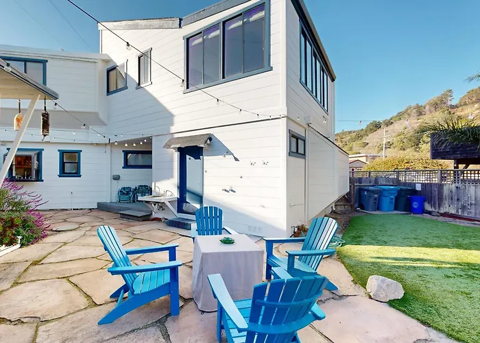 Stroll To Shore: Stinson Beach Gem W/ Hot Tub